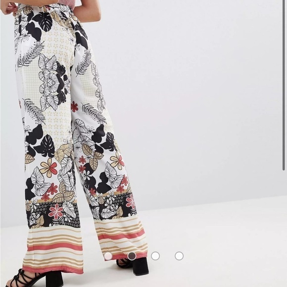 Parisian Floral Woman’s Flowy Lightweight Wide Leg Pants Size 8 Tall - Picture 2 of 7